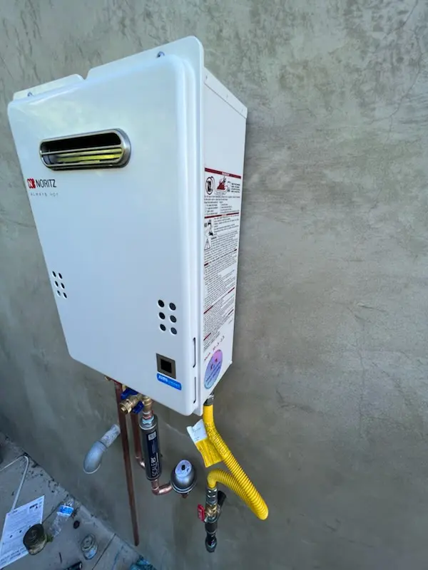 Tankless water heater installation for Englesville homes